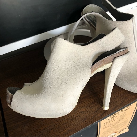 Pedro Garcia Shoes - Pedro Garcia Off-white Natural Suede Beige Sandals sz 40 8.5-9
